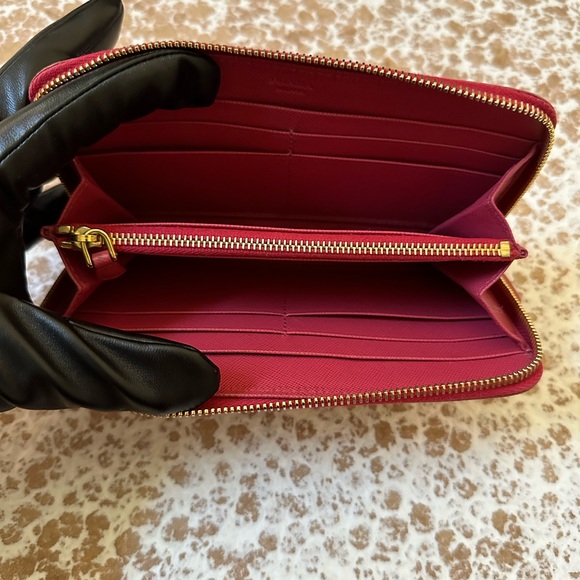 Prada Pink Bow Long Zippy Wallet - Picture 9 of 11